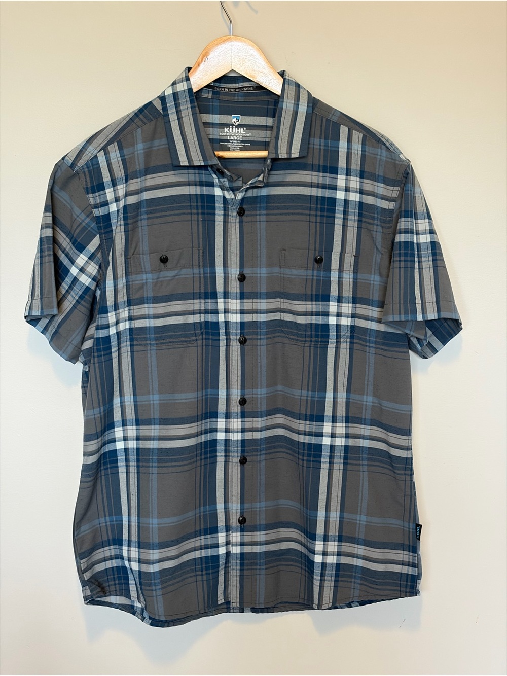 Kuhl Men's Short-Sleeve Plaid Button-Down Shirt in Gray and Blue
